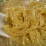 Chuugoku Saien Shian - 麺は中太麺でツルシコ旨い！