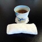 日本料理 にじ - お茶とおしぼり