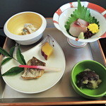 日本料理 にじ - お造り　焼き物　小付け