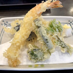 佐藤養助 - 天ぷらうどんの天ぷら