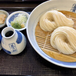 佐藤養助 - 温玉つけうどん