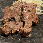 Kobe Beef Wa no Miya Nanba Oriental Hotel Ten - 80gのハラミステーキ