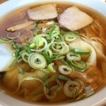 志のぶ支店 - わんたん麺