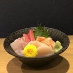 Assortment of 4 types of sashimi