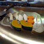 She'll be - 牛しゃぶの時点でお野菜焼き始めます！