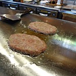 She'll be - A５のロースとヘレで作ったハンバーグ