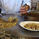 She'll be - 取り分けて下さいます