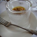 ウシマル - カッペリーニの周りにくっついているのはシークワーサ