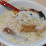 台湾料理 百味鮮 - 定食セット＋150円（ 税別 ）で、注文できる『 小豚骨ラーメン 』