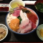 男鹿半島 - おまかせ丼1200円