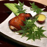 おみ乃 - 手羽先の揚げ物