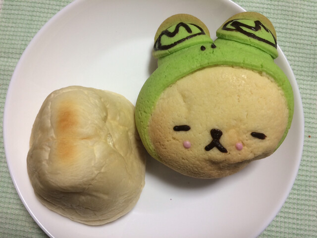 とろけるつくばクリームパン 守犬メロンパン By M Hammer 守谷ベーカリー 守谷 パン 食べログ
