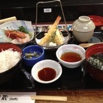 Sushiya Ginzou - 天ぷら・刺身定食８８０円