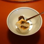 和田金 - お餅と小倉　盛り付け