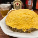 ラーメン 力丸 - 焼肉チャーハン 748円﻿
            瓶ビール(サッポロ赤星) 495円﻿