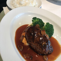 37 Steakhouse & Bar - 