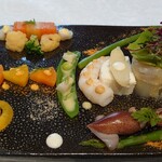 シャトー　ラ・パルム・ドール - 海の幸と季節野菜のマリアージュ 人参のコンディマンテのアップ