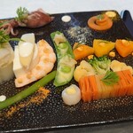 シャトー　ラ・パルム・ドール - 海の幸と季節野菜のマリアージュ 人参のコンディマンテのアップ