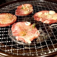 食べ飲み放題 焼肉ダイニングちからや 名駅店 - 上牛タン塩 