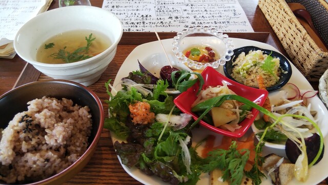 Shunyaku Zen Min Cafe photo 3