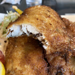 二三家食道 糸島屋 - 失礼してガブリと。