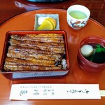 川亀 - 鰻重（3500円）。肝吸い付き。