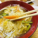 華風料理一芳亭 - ｳﾌﾌﾌ
      ちゃんぽん
      野菜たっぷり♡
      この細麺〜♡