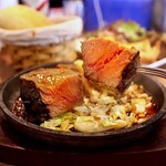 とろける牛ホホ専門店 cheek - 黒毛和牛ホホ肉のステーキ(1,980円)