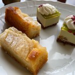 YOKOHAMA ROYAL PARK HOTEL - ケーキ