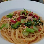 ロペ倶楽部 テラスレストラン - 塩辛と青菜とドライトマトのパスタ