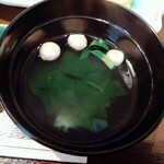 和食 味彩 - ワカメのお吸い物