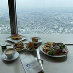 YOKOHAMA ROYAL PARK HOTEL - お料理と眺め