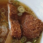 千草 - カツらーめん（アップ）