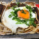焼そば永楽 - 焼そば700円(持ち帰り)