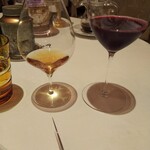 ロオジエ - 肉に合わせて ノンアルコール葡萄ジュースと中国茶。