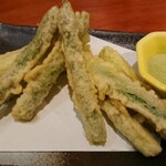 魚鮮 - アスパラ天ぷら
