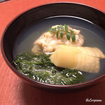 御料理 寺沢 - 蛤真薯と筍と生松藻の椀