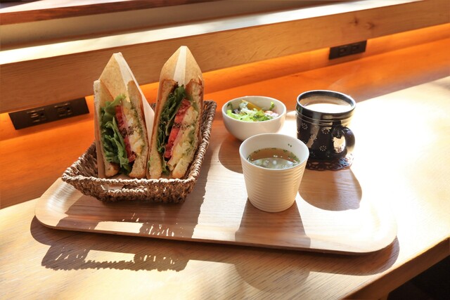 Marche Cafe Hana Yasai 豊橋本店 マルシェ カフェ ハナヤサイ 南栄 カフェ 食べログ Marche Cafe Hana Yasai 豊橋本店 マルシェ カフェ ハナヤサイ 南栄 カフェ 食べログ