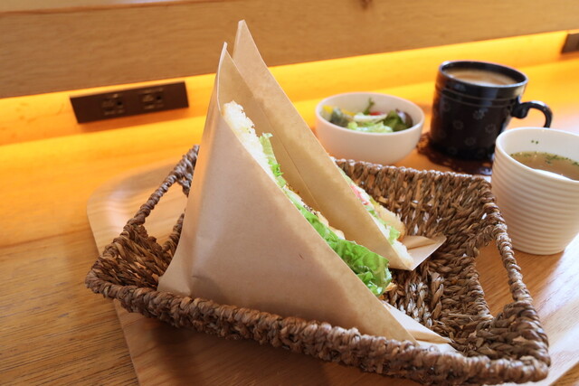 Marche Cafe Hana Yasai 豊橋本店 マルシェ カフェ ハナヤサイ 南栄 カフェ 食べログ Marche Cafe Hana Yasai 豊橋本店 マルシェ カフェ ハナヤサイ 南栄 カフェ 食べログ