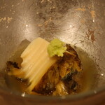 鮨 しみづ - 蒸し鮑アップ