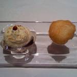 ラ・ベ - 柿ノ木茸のムース？と金目鯛のフリカッセ、宙に浮いてるよう♪