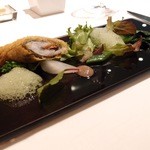 ア・ニュ ルトゥルヴェ・ヴー - 鮎のベニエ、その肝のソース、きゅうりの香り