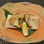 和食処 花いずみ - 焼物　旬の焼魚と松茸杉板焼 