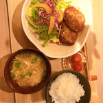 ウーアプラス - 