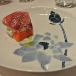 リストランテ カノフィーロ - 宮崎産春パパイアとストラッチャテッラ、生ハム