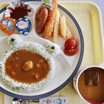 つつじヶ丘レストハウス - お子様カレープレート(800円)