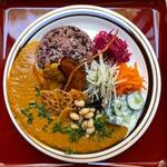 宿坊地蔵院 - ランチタイムのスパイスカレー