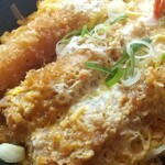 Takuhai Tonkatsu Semmonten Kasaneya - 特上海老かつ丼・ 海老フライ・3本