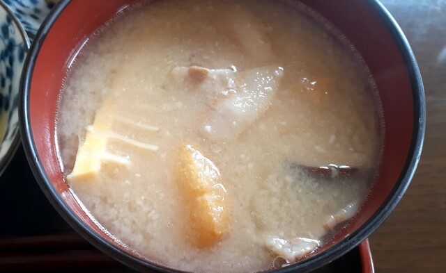 すずめ家 - 砂越（食堂）の写真