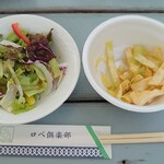 ロペ倶楽部 テラスレストラン - 無料のサラダと漬け物